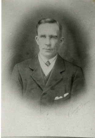 Photograph of George Morgan, Edwards Pill Cottage